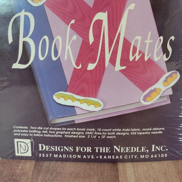 NEW Book Mates Designs For The Needle Cross Stitch Kit 2805 Hippo Alligator - Picture 3 of 3